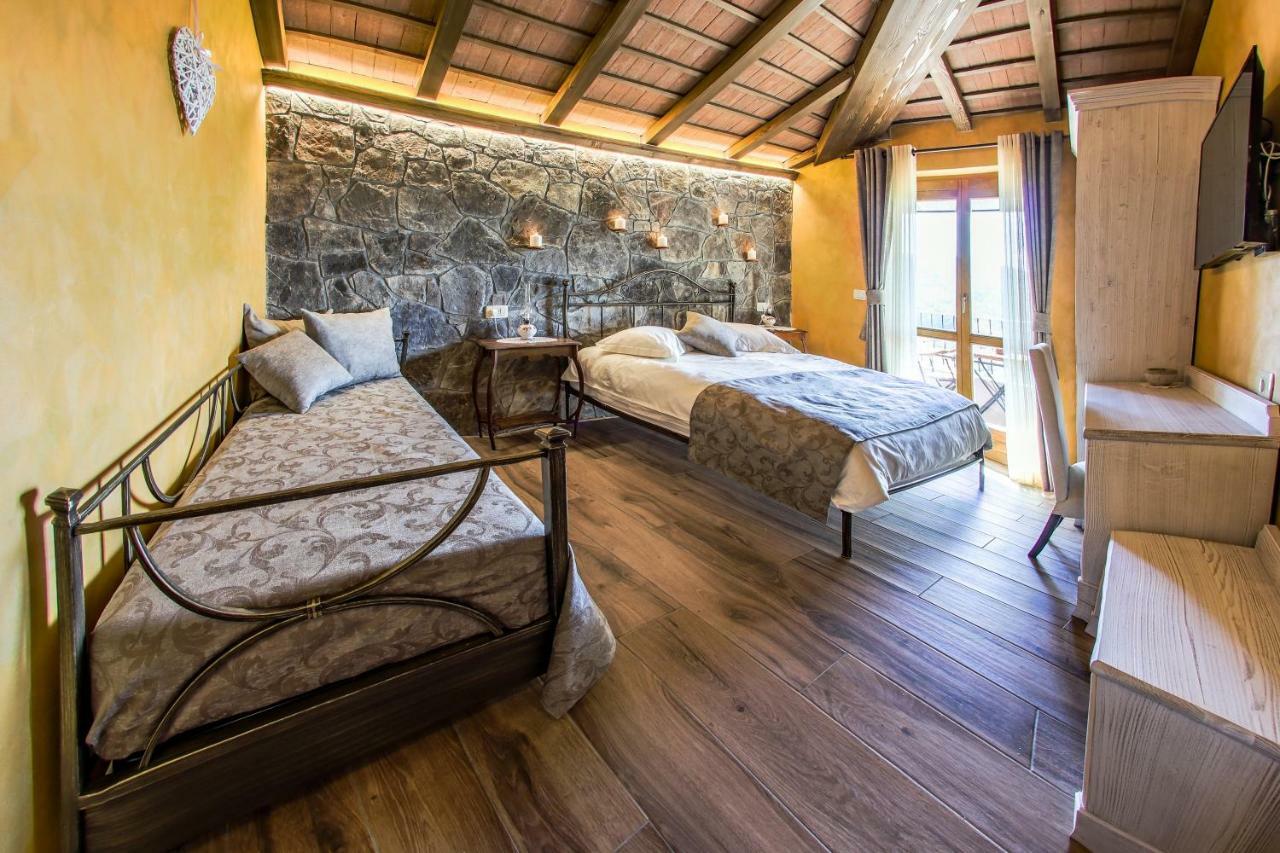 Cebron Family Estate Hotel Branik Exterior photo