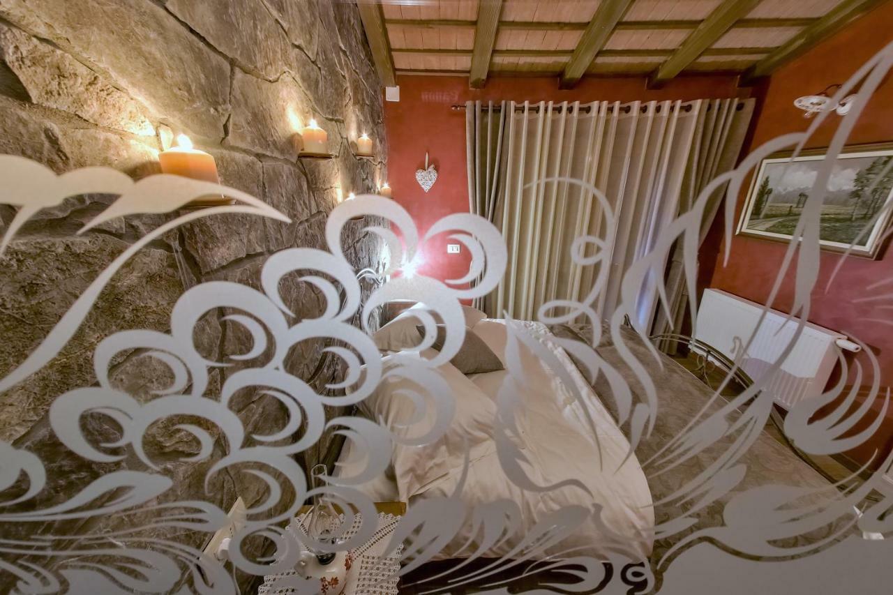 Cebron Family Estate Hotel Branik Exterior photo